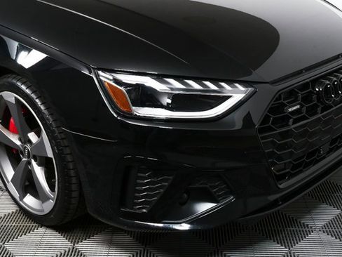 Used 2023 Audi A4 2.0T Premium Plus w/ Premium Plus Package image 38