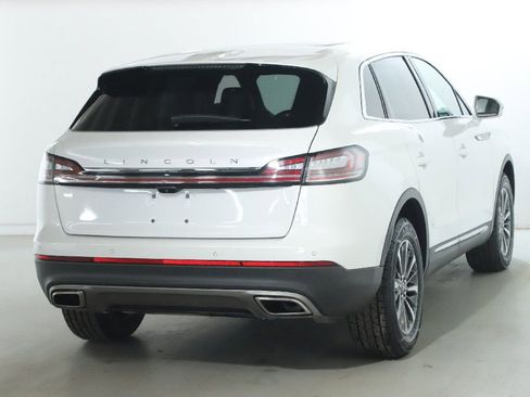 Certified 2023 Lincoln Nautilus Reserve image 47