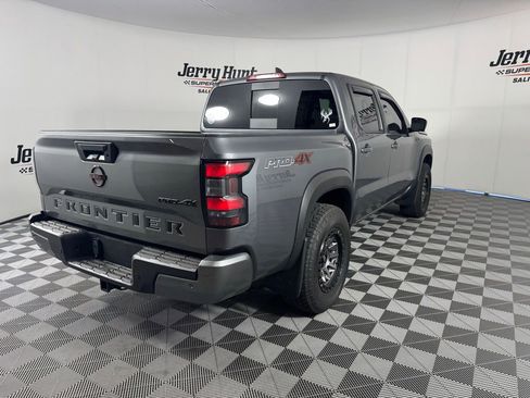 Used 2023 Nissan Frontier PRO-4X w/ Pro-4X Premium Package AWD/4WD image 7