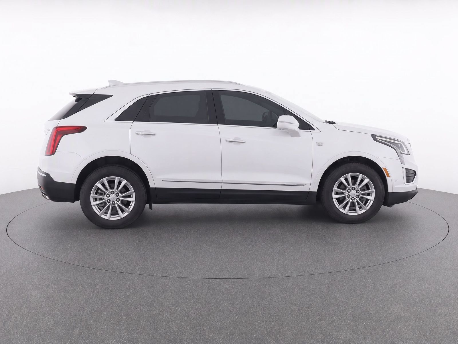 Used 2023 Cadillac XT5 Luxury FWD image 8