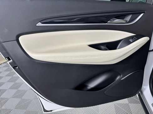 Used 2023 Buick Enclave Essence w/ Experience Buick Package image 26