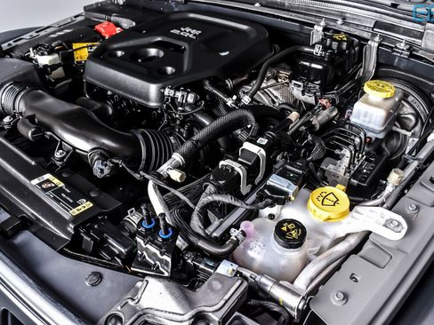 Used 2022 Jeep Wrangler Unlimited Rubicon w/ LED Lighting Group image 12