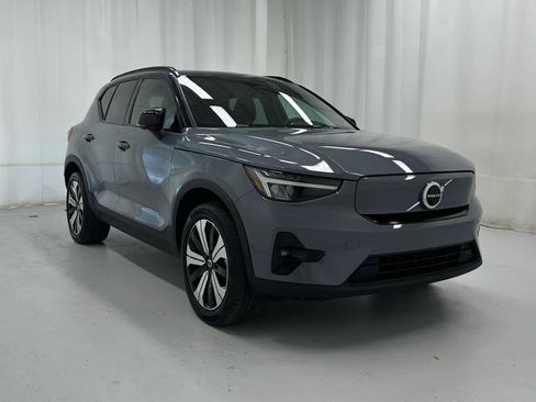 Used 2023 Volvo XC40 Recharge Plus w/ Protection Package Premier image 2