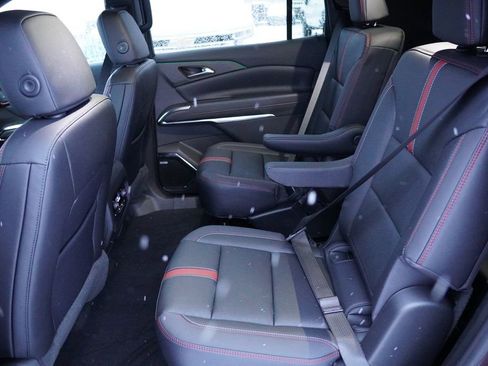 New 2026 Chevrolet Traverse RS image 11