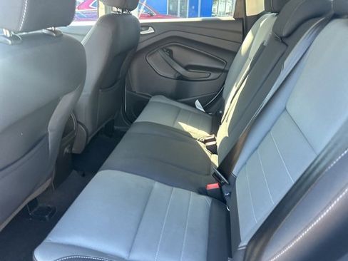 Used 2016 Ford Escape SE image 29