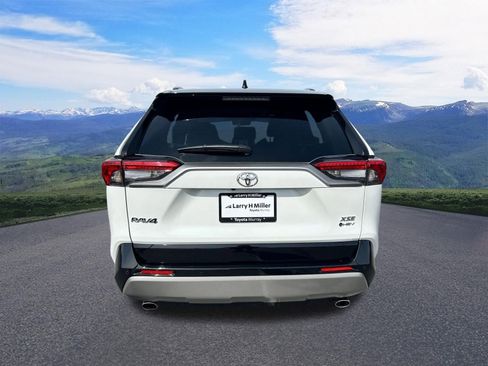 Used 2025 Toyota RAV4 XSE w/ Advanced Technology Package image 4