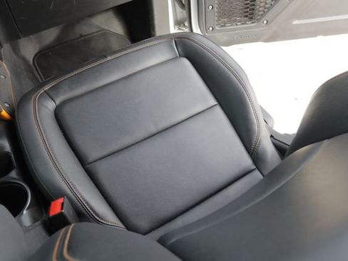 Used 2023 Ford Bronco Badlands image 32