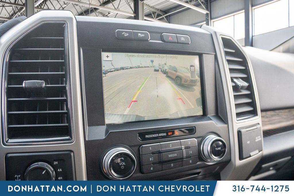Used 2018 Ford F150 Lariat w/ Equipment Group 502A Luxury AWD/4WD image 10