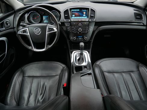 Used 2013 Buick Regal Premium FWD image 10
