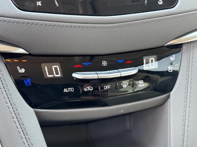 Used 2025 Cadillac XT5 Premium Luxury w/ Technology Package AWD/4WD image 23