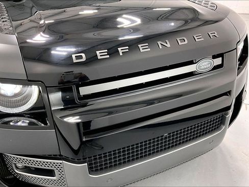 Used 2024 Land Rover Defender 110 Carpathian Edition image 37