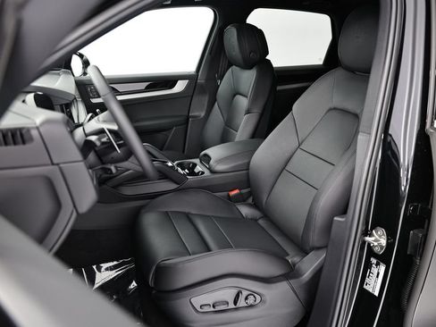 New 2026 Porsche Cayenne S AWD/4WD image 5