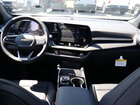 New 2026 Chevrolet Equinox LT w/ Convenience Package II AWD/4WD image 22
