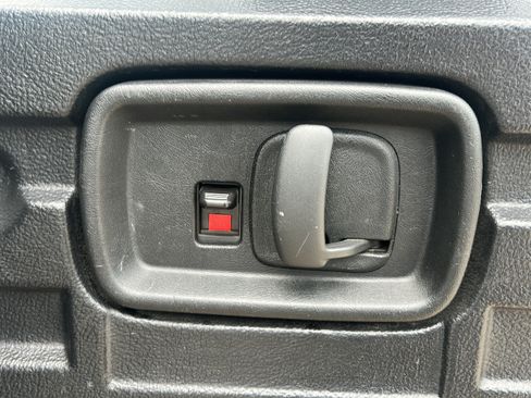 Used 2021 Chevrolet Express 2500 w/ Driver Convenience Package RWD image 30