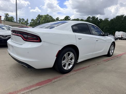 Used 2022 Dodge Charger SXT RWD image 29