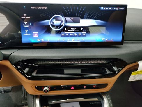 Used 2026 BMW 430i Coupe w/ M Sport Package RWD image 19