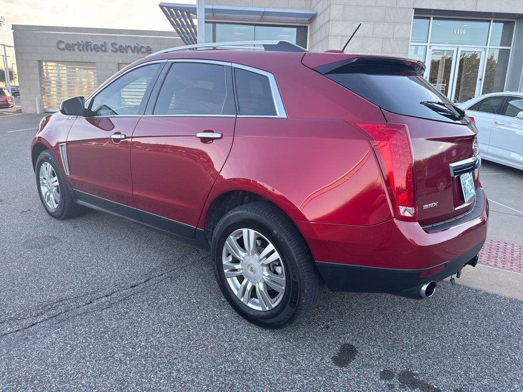 Used 2015 Cadillac SRX Luxury FWD image 3