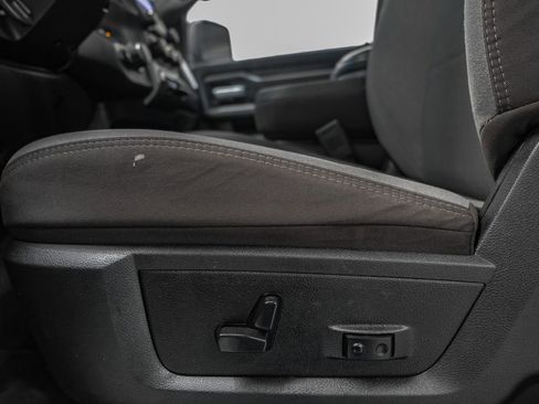 Used 2024 RAM 2500 Big Horn AWD/4WD image 33