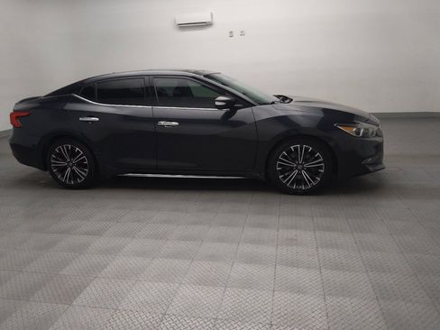 Used 2017 Nissan Maxima Platinum w/ Medallion Package image 11