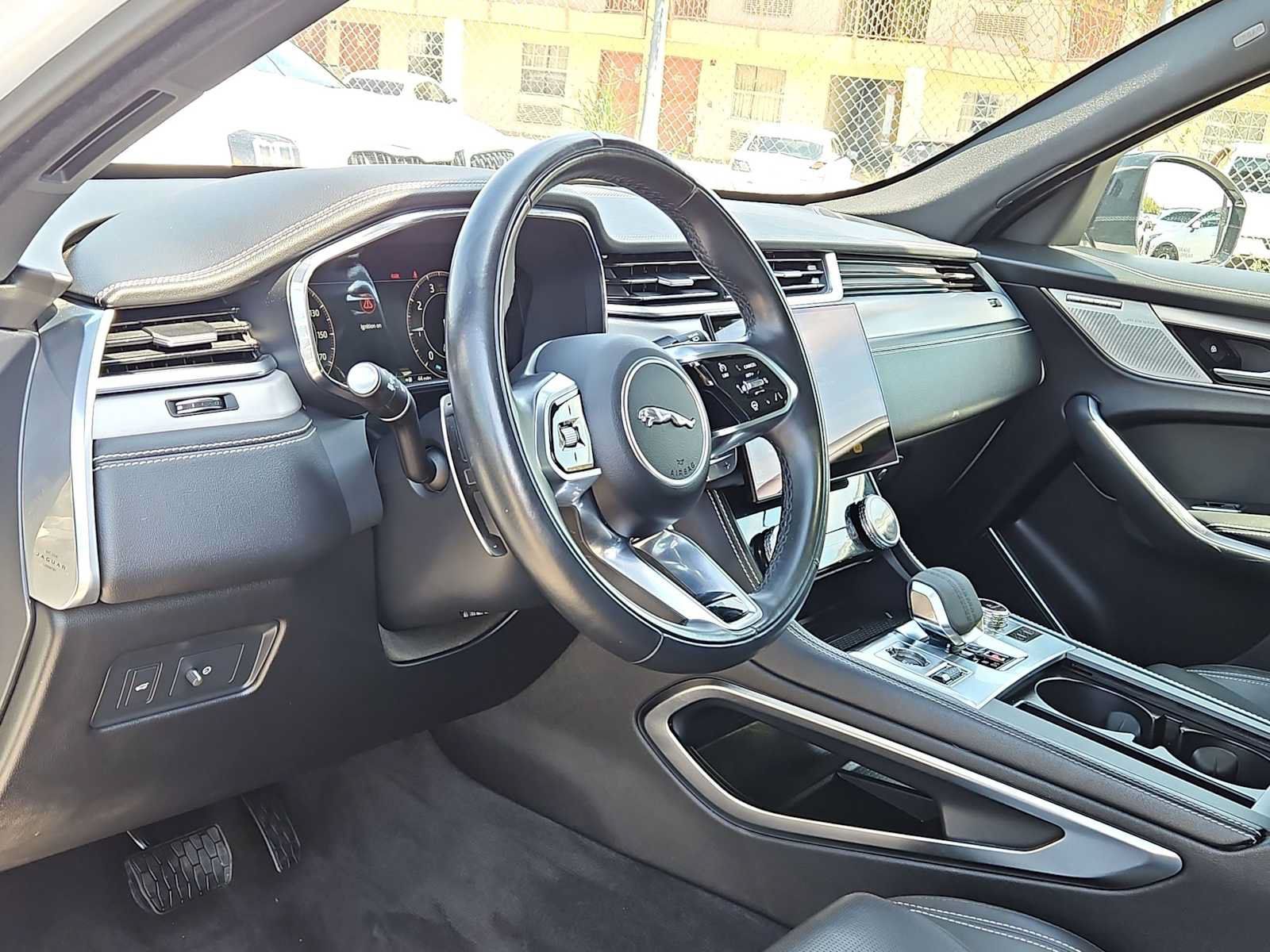 Used 2024 Jaguar F-PACE R-Dynamic S AWD/4WD image 2