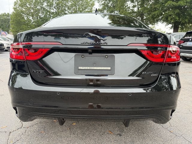 Used 2021 Jaguar XF R-Dynamic SE AWD/4WD image 4