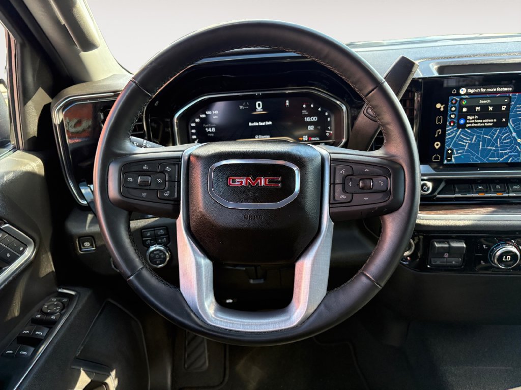 Used 2025 GMC Sierra 1500 SLT AWD/4WD image 12