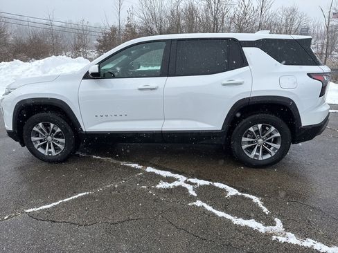 Certified 2025 Chevrolet Equinox LT image 6