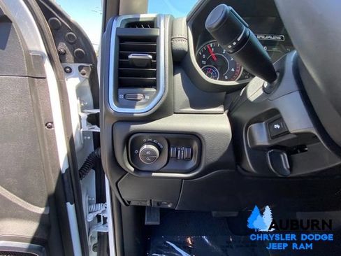 Used 2024 RAM 2500 Laramie w/ Safety Group AWD/4WD image 33