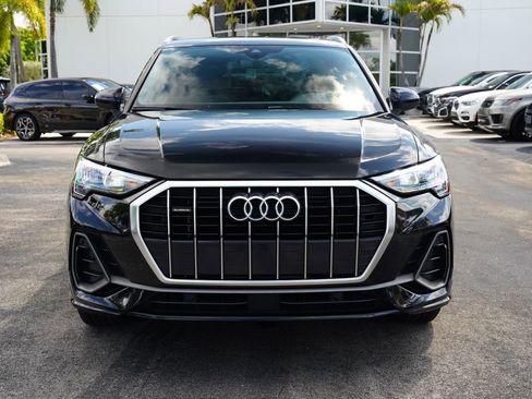 Used 2021 Audi Q3 2.0T Premium w/ Convenience Package image 2