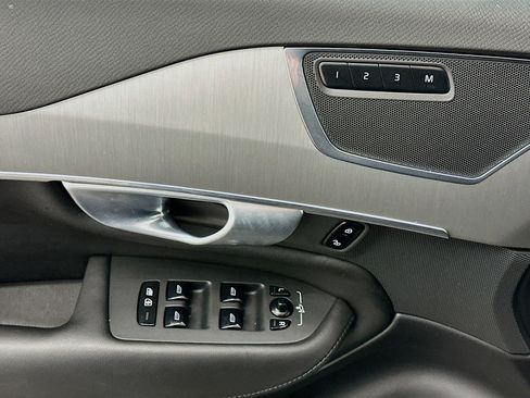 Used 2024 Volvo XC90 B5 Core w/ Climate Package image 15