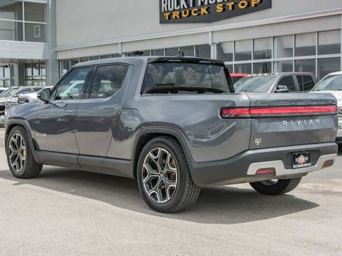 Used 2023 Rivian R1T Adventure image 17