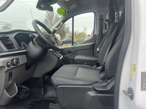 Used 2024 Ford Transit 250 Low Roof w/ Exterior Upgrade Package image 17