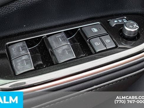 Used 2024 Toyota Crown XLE image 50