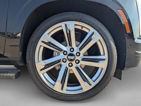 Certified 2025 Cadillac Escalade Sport Platinum image 17