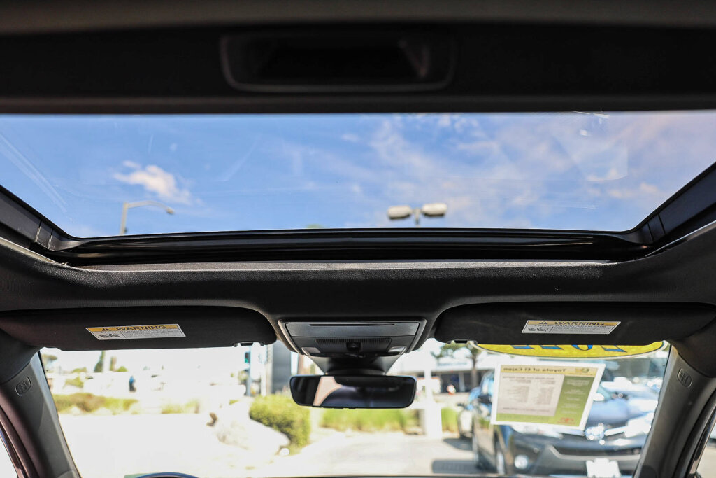 Used 2022 Honda Civic Sport Touring image 7