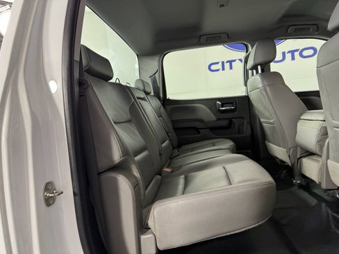 Used 2018 Chevrolet Silverado 1500 W/T w/ Trailering Package image 14