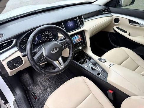 Used 2021 INFINITI QX50 Luxe image 12