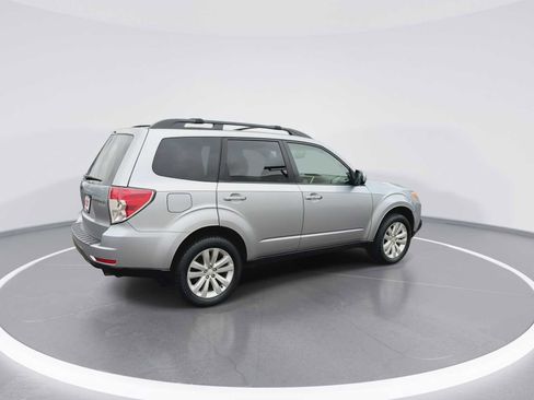 Used 2013 Subaru Forester 2.5X Premium image 8
