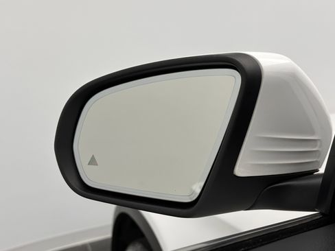 Used 2020 Mercedes-Benz GLC 300 image 12