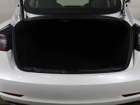Used 2023 Tesla Model 3 Standard Range image 20