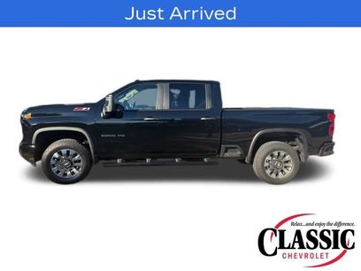 Used 2025 Chevrolet Silverado 2500 Custom w/ Custom Value Package