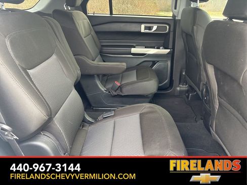 Used 2023 Ford Explorer XLT image 41