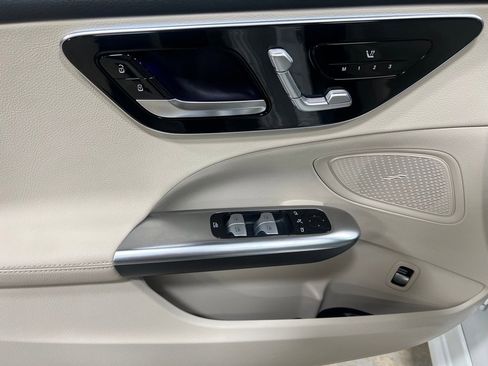 Used 2023 Mercedes-Benz C 300 4MATIC Sedan image 18