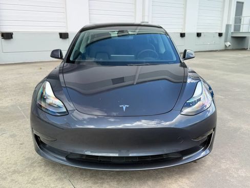 Used 2022 Tesla Model 3 Long Range AWD/4WD image 3