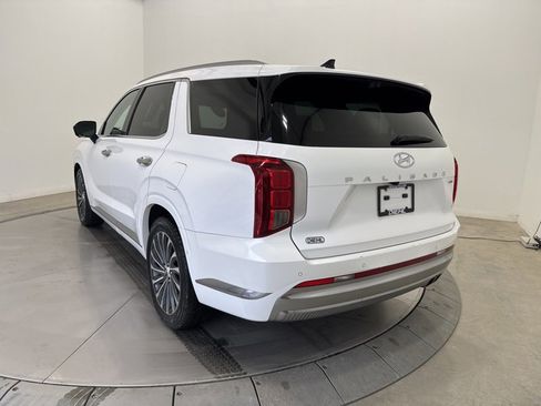 Used 2024 Hyundai Palisade Calligraphy image 5