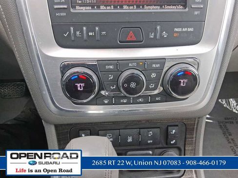 Used 2017 GMC Acadia Limited SLT image 24