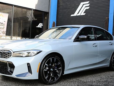 Used 2025 BMW M340i w/ Premium Package RWD image 4