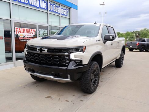 New 2026 Chevrolet Silverado 1500 ZR2 w/ Dark Appearance Package AWD/4WD image 6