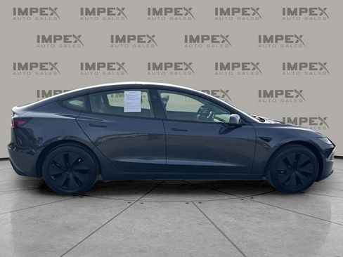 Used 2024 Tesla Model 3 Standard Range image 6