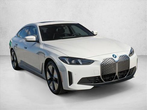 Certified 2025 BMW i4 xDrive40i w/ Premium Package image 7